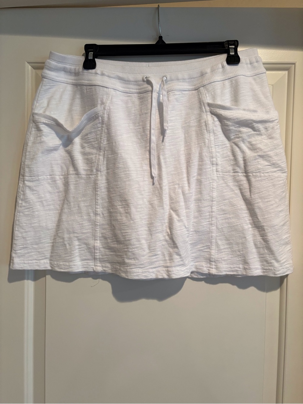 Kim Rogers White Drawstring Pocket Skort